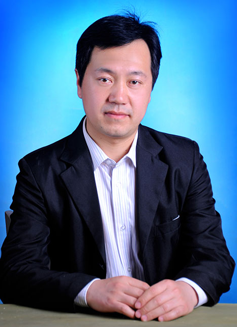 于建偉